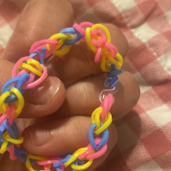 I am selling Bracelets to earn money it wouldn’t mean much to buy my bracelets - Picture 3 of 4